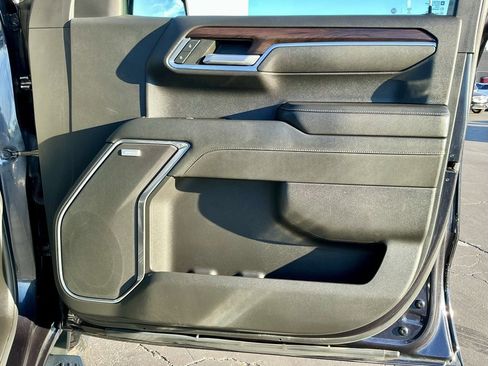 Used 2022 GMC Sierra 1500 SLT image 23