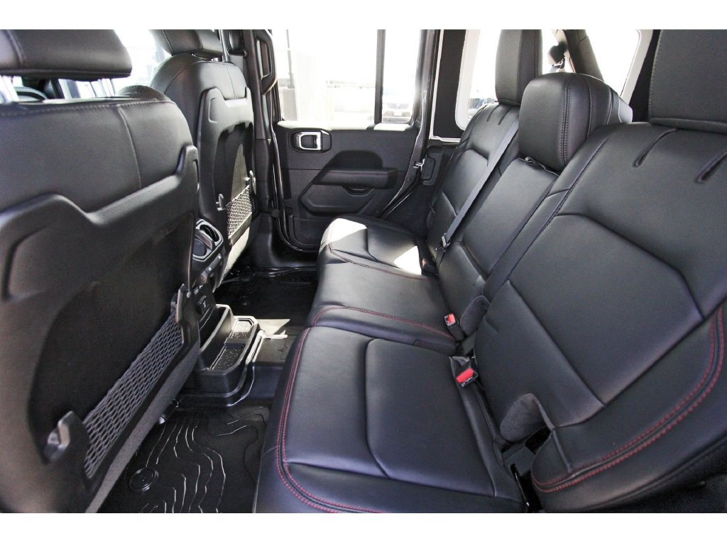 Used 2026 Jeep Wrangler Unlimited Rubicon AWD/4WD image 7