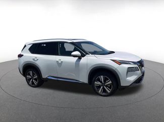 Used 2023 Nissan Rogue SL w/ SL Premium Package video 2