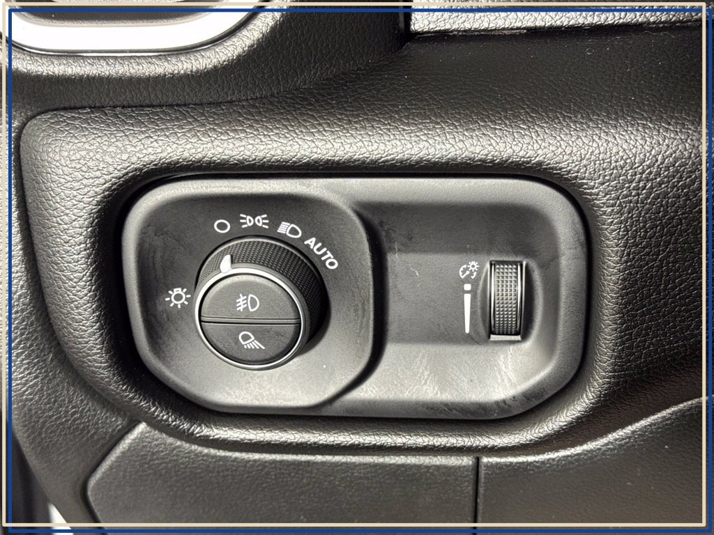 Certified 2026 RAM 2500 Big Horn AWD/4WD image 24