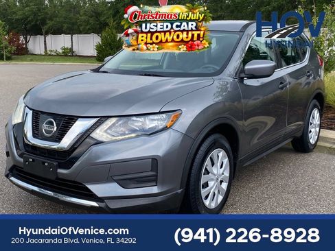 Used 2017 Nissan Rogue S FWD image 3