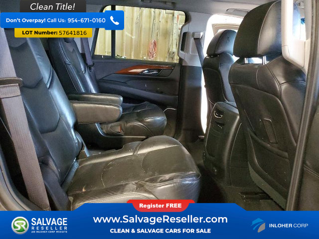 Used 2018 Cadillac Escalade Premium Luxury RWD image 15