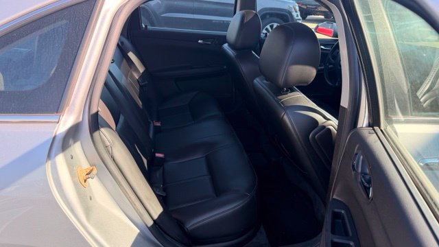 Used 2012 Chevrolet Impala LTZ FWD image 13