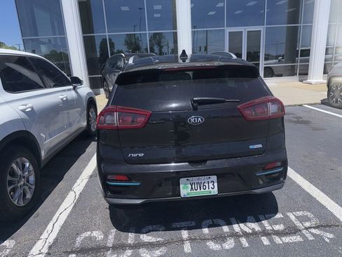 Used 2019 Kia Niro EX Premium FWD image 5