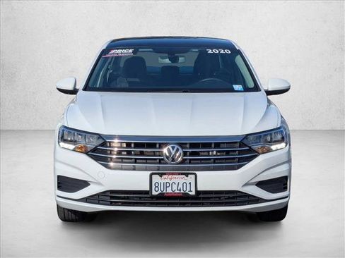 Used 2020 Volkswagen Jetta R-Line image 2