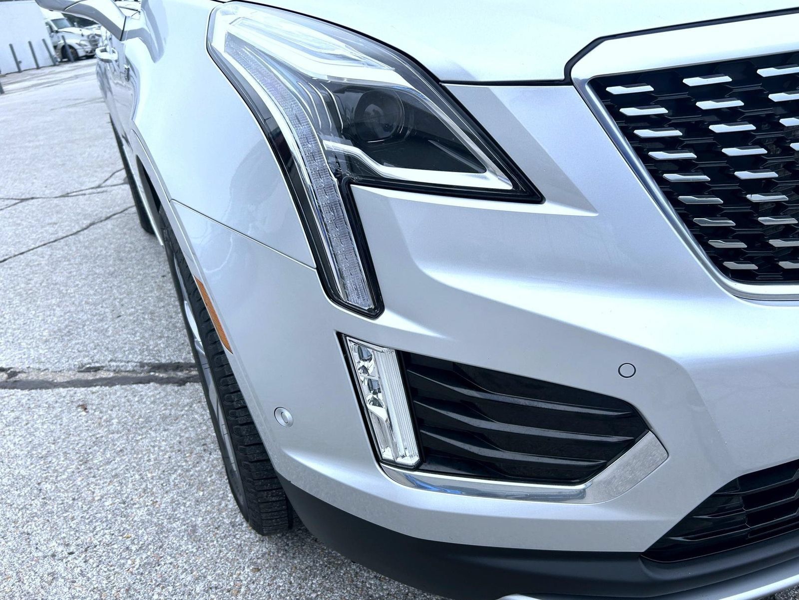 Used 2020 Cadillac XT5 Premium Luxury w/ Platinum Package AWD/4WD image 10