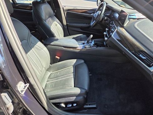 Used 2019 BMW M550i xDrive w/ Premium Package AWD/4WD image 16