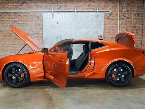 Used 2022 Chevrolet Camaro SS RWD image 23