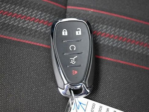 Used 2022 Chevrolet Equinox RS w/ LPO, Floor Liner Package FWD image 24