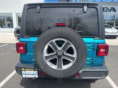 Used 2020 Jeep Wrangler Unlimited Sahara image 5