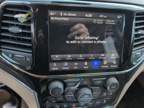 Used 2021 Jeep Grand Cherokee Overland image 11