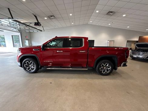 Used 2024 GMC Sierra 1500 SLT w/ SLT Premium Plus Package AWD/4WD image 4