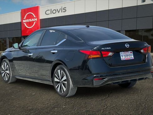 Used 2021 Nissan Altima 2.5 SV FWD image 7