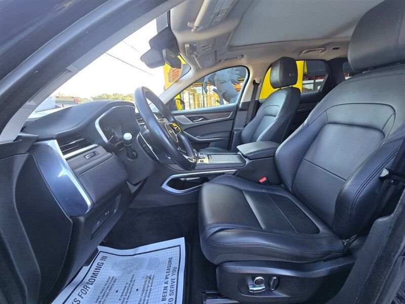 Used 2021 Jaguar F-PACE AWD/4WD image 12