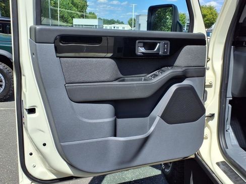 Used 2024 INEOS Grenadier AWD/4WD image 4