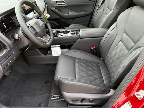 New 2026 Nissan Rogue Platinum image 19