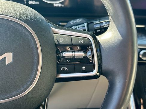 Used 2024 Kia Carnival SX Prestige image 28