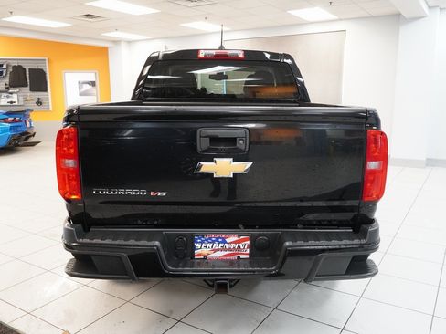 Used 2019 Chevrolet Colorado W/T w/ Custom Special Edition image 8