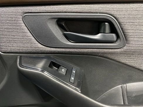 Certified 2023 Nissan Rogue S AWD/4WD image 29