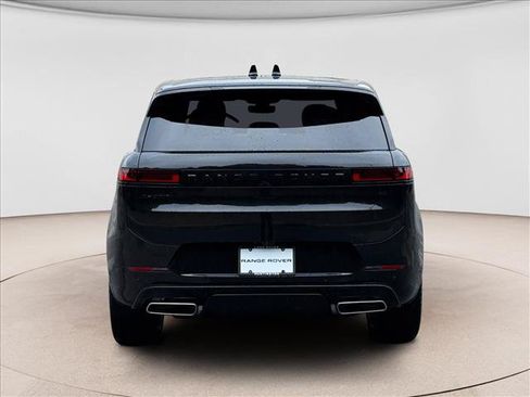 New 2026 Land Rover Range Rover Sport Dynamic SE AWD/4WD image 4