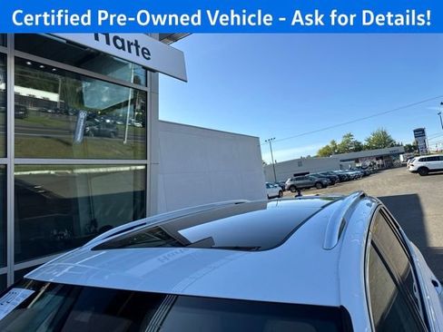 Certified 2024 Volkswagen Tiguan SE w/ Panoramic Sunroof Package AWD/4WD image 30