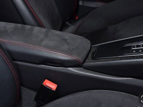 Used 2017 Porsche 911 GT3 RS image 12