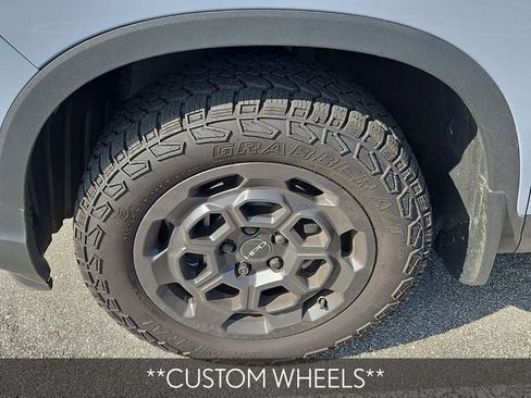 Certified 2025 Honda Ridgeline TrailSport+ image 13