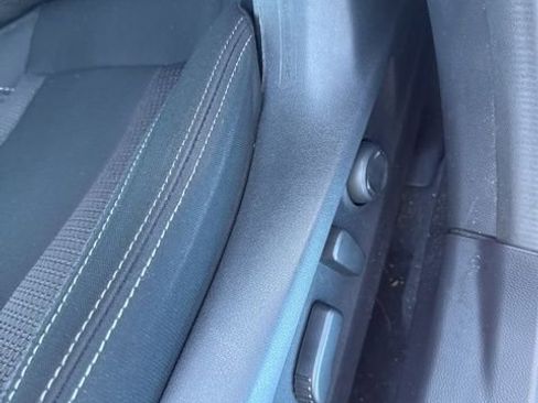 Used 2024 Subaru Outback Premium image 9