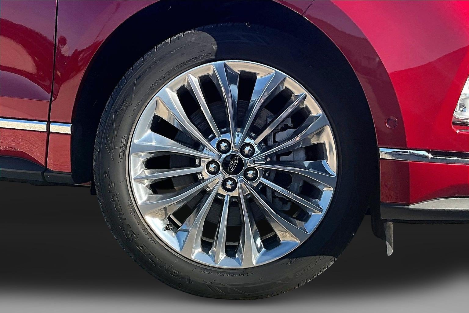 Certified 2023 Ford Edge Titanium w/ Equipment Group 301A AWD/4WD image 9