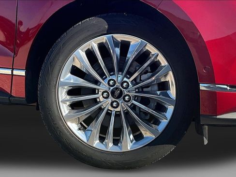 Used 2023 Ford Edge Titanium w/ Equipment Group 301A AWD/4WD image 9