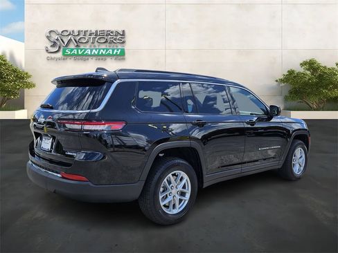 New 2025 Jeep Grand Cherokee L Laredo w/ Luxury Tech Group I RWD image 5