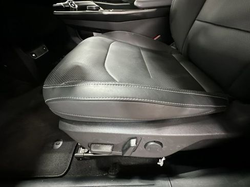 Used 2022 Kia EV6 Wind image 18