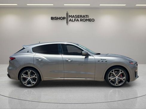 Used 2022 Maserati Levante Modena AWD/4WD image 2