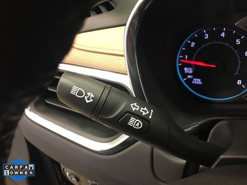 Used 2024 Chevrolet Equinox Premier image 36