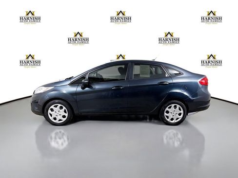 Used 2011 Ford Fiesta S FWD image 4