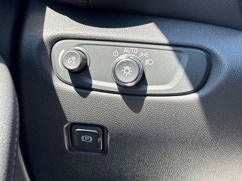 Certified 2024 Chevrolet Blazer Premier FWD image 26