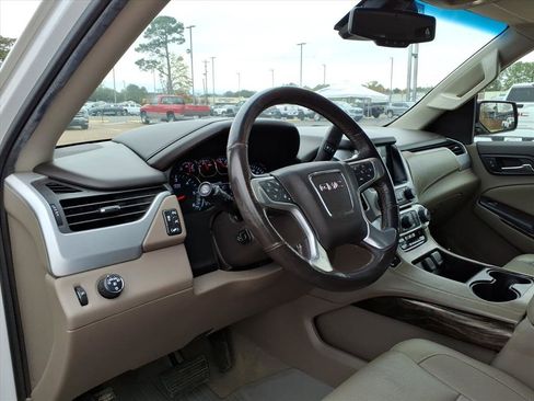 Used 2018 GMC Yukon SLT w/ Open Road Package image 8