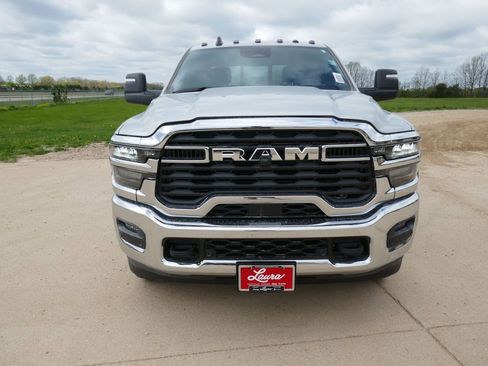 New 2026 RAM 3500 Tradesman AWD/4WD image 10
