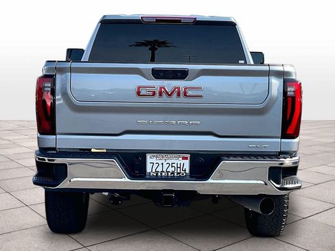 Used 2025 GMC Sierra 2500 SLT AWD/4WD image 6