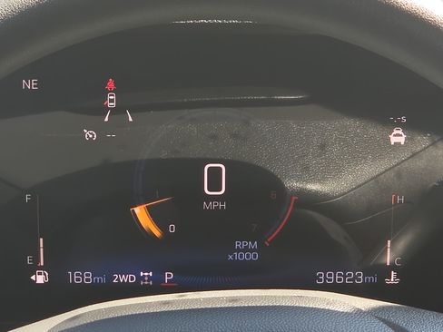 Used 2025 Chevrolet TrailBlazer LT AWD/4WD image 11