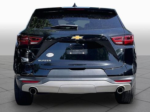 Used 2024 Chevrolet Blazer LT FWD image 5