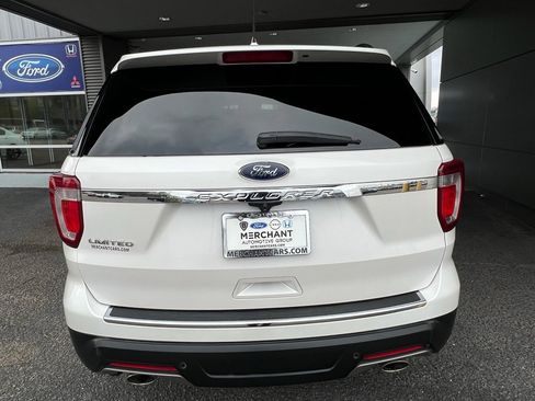 Used 2018 Ford Explorer Limited w/ Equipment Group 301A image 6