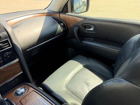 Used 2021 Nissan Armada SL w/ Captain's Chairs Package AWD/4WD image 19
