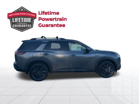 New 2026 Nissan Pathfinder SL w/ SL Premium Package AWD/4WD image 8