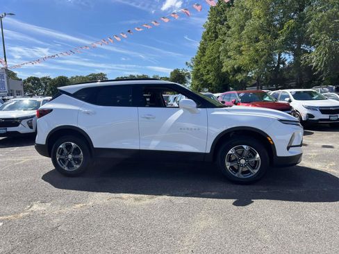 Certified 2025 Chevrolet Blazer LT w/ Convenience Package image 7