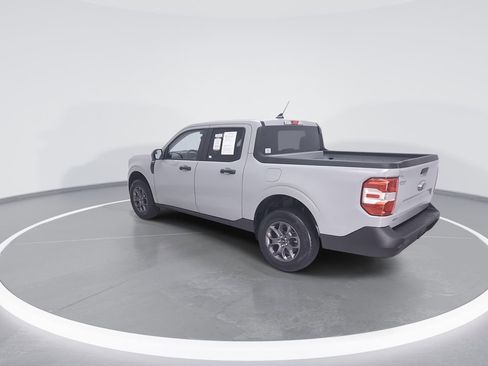 Used 2024 Ford Maverick XLT FWD image 5