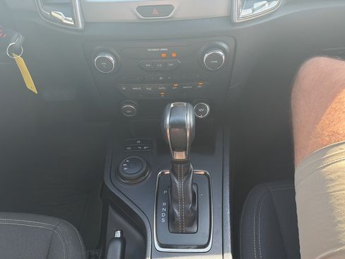 Used 2019 Ford Ranger XLT w/ Equipment Group 302A Luxury AWD/4WD image 23