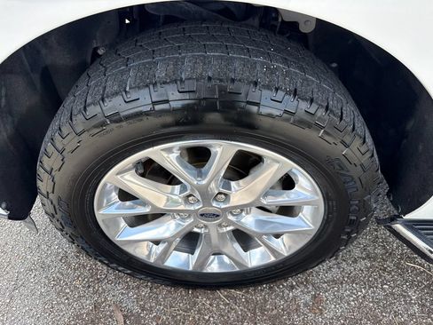 Used 2020 Ford Expedition Max XLT w/ Equipment Group 202A RWD image 13