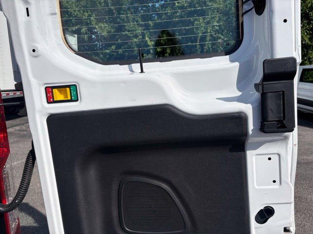 Used 2025 Ford Transit 250 Low Roof w/ Exterior Upgrade Package RWD image 7