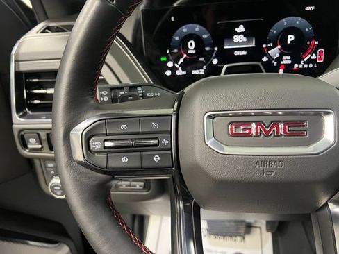 Used 2025 GMC Yukon AT4 Ultimate w/ LPO, Floor Liner Package AWD/4WD image 29